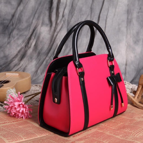 Handbags - 💕Adorable Bag💕